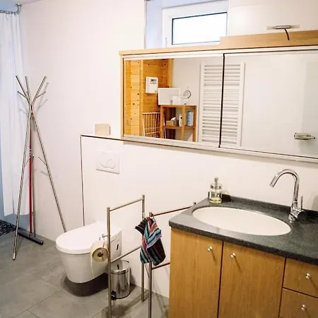 Wohnen Im Gruenen, Privatsauna, Stadtnah, Ruheoase Apartman