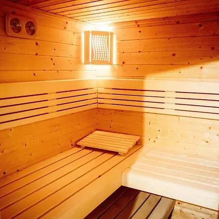 Wohnen Im Gruenen, Privatsauna, Stadtnah, Ruheoase * Кобленц